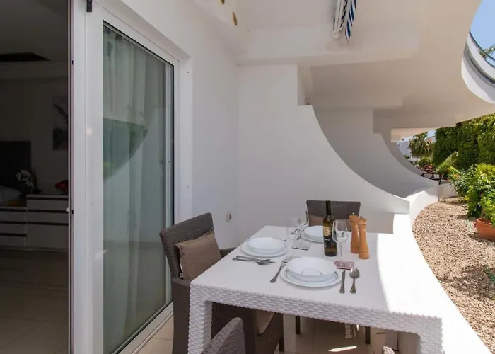 Club Atlantis 141 - شقة